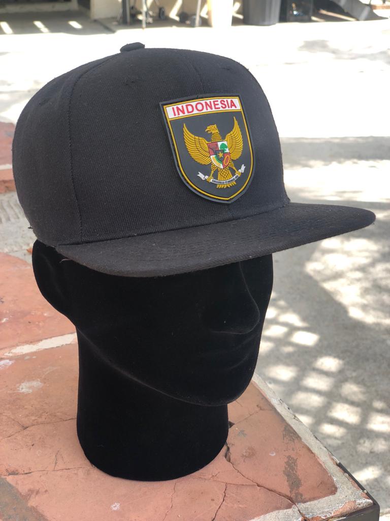 Garuda Seal Snap Back  Black